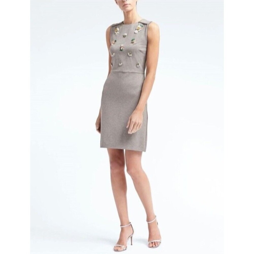 Banana Republic Grey Pineapple Beaded Sheath Sleeveless dress Size 2 EUC